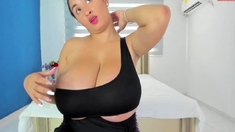 This large amateur cam girl has some very big boobs