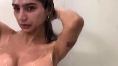 Lebanese Pornstar Mia Khalifa Returns to Porno