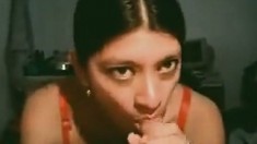 Desi woman knows deepthroat sucking