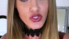 Amateur Blonde With BIG BOOBS Hot Free Cam Show