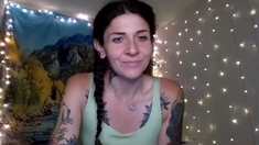 Hot Amateur Webcam Teen Masturbates For Their Fans