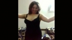 SEXY ARABIC GIRL STRIPPING