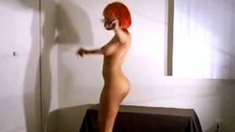Ebony Amateur Dances On Webcam