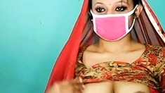 Desi Indian Aunty webcam exposed